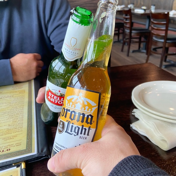 Meet your Posher, Courtney - Picture 1 of 1